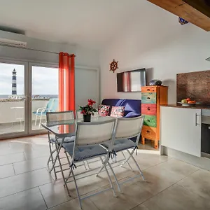 Apartment Vista Faro-apartamento Con Balcon Que Mira Al Mar, Cala'N Bosch (Menorca)
