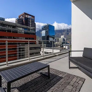 https://16-on-bree-luxury-apartments.hotels-capetown.com